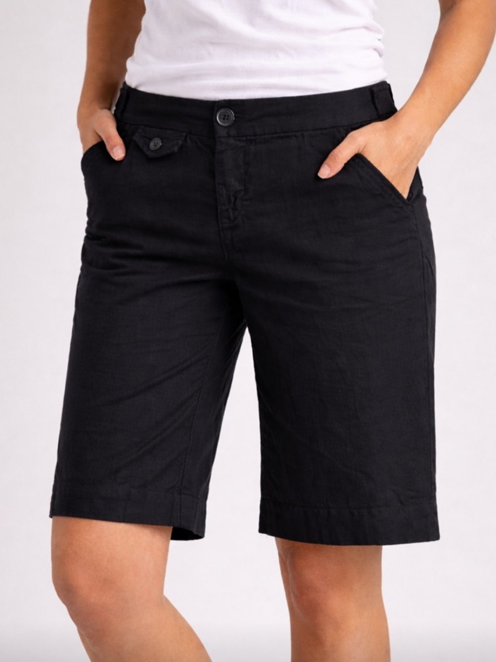 Level 99 Linen Blend Bermuda Shorts